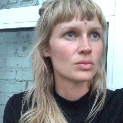 nina_bischoff_'s profile picture. 