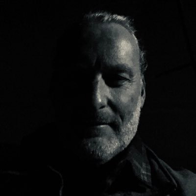 Ja het kan echt: je kunt mindful zijn, trachten oordeelloos te zijn EN tegen genocide en kindermoord zijn tegelijkertijd! Verder ben ik net als ieder ander mens