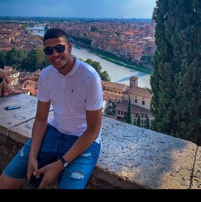 Fouad36469375's profile picture. FR | IT