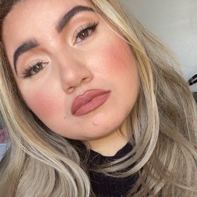 kyleegeanni's profile picture. 