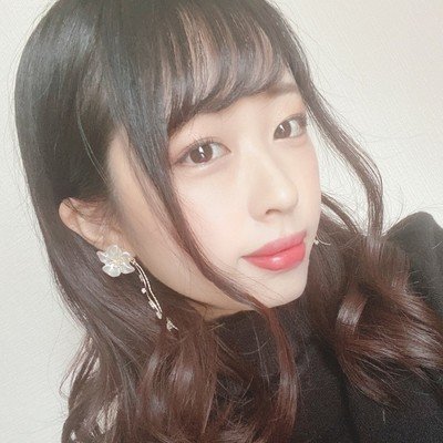 ビンボーな母子家庭育ち( ´ •̥  ̫ •̥ ` )⇒介護職に就くもブラックすぎてウツ病になり退職⇒スーパーでレジ打ち⇒今の現状を変えたいと思い、ネットビジネスに出会う⇒3ヵ月で月収100万円達成💓
時間とお金が自由になってフリーダムガールに💕
私の様に現状を変えたいと思っている人を無料でサポートしてます✨