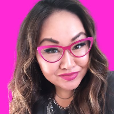Live Video | Live Launch Strategy Pro | Personal Brand Biz Builder OBSESSED w/Helping Entrepreneurs Create An Engaged Audience That Converts! Resources&Blog ⬇️