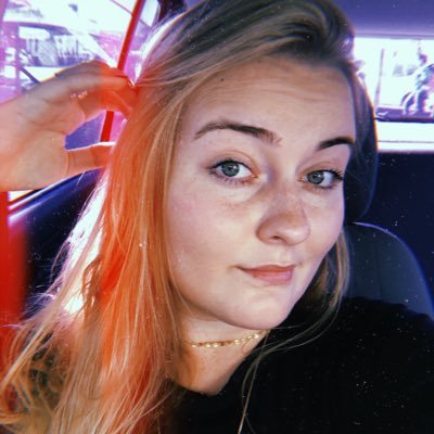 BrunaSchulzzz's profile picture. 