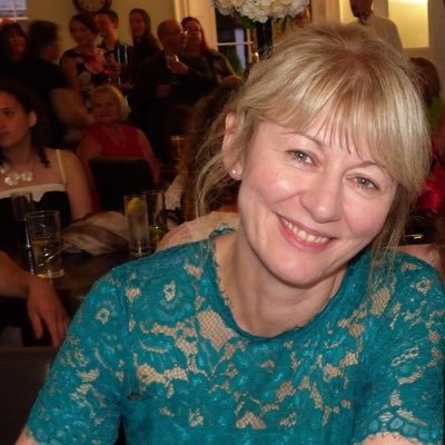 LUMEN Specialist Nurse,early diagnosis saves lives. Know the symptoms of lung cancer. Wife & mum to 2 boys & a dog. Cymraes. Scarlets supporter