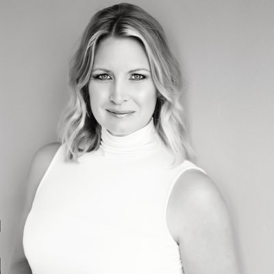 Mum • Wife • Writer • 🎙 Award-winning journalist • Founder of PowerHouse Media • Tweets are my own and will include #mombrags• catherine@powerhousemedia.ca