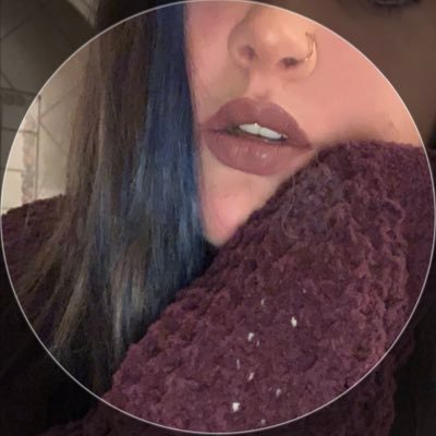 Tell a guy “I’m really fuckin smart, I’m a scientist” one time while drunk & it becomes your thing. I tweet about hockey a lot. Witch 🌙✨, BLM, 🏳️🌈, she/her
