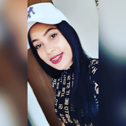 🏠 Bauru-SP
♌ Leonina
🎧Pagodeira 😍
⚽Corinthiana 🖤
👩💻 Instagram @GrazyVicentim
💜 Coração Blindado não pega feitiço 🎶