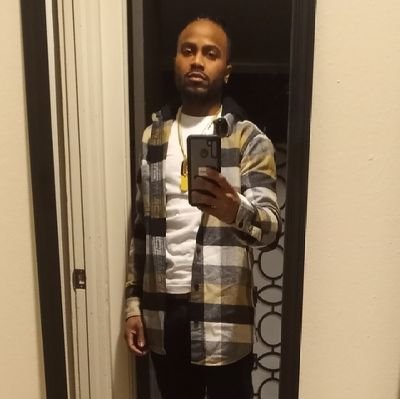 VincentSampleJ1's profile picture. 