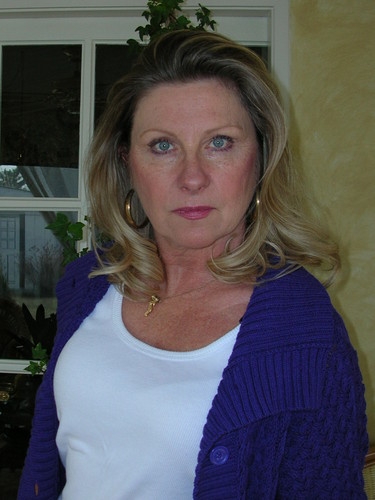 TwoDifor's profile picture. Interior Decorator. Golf crazy, Lover of life. Avid traveller