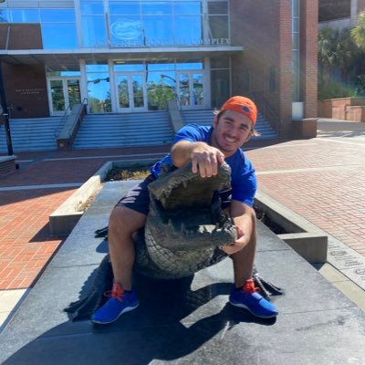 Florida Native. Gainesville, FL 📍🐊🌴☀️🌎. University of Florida Sport Management ‘24 🐊🟧🟦. American 🇺🇸. Italian/Puerto Rican 🇮🇹🇵🇷