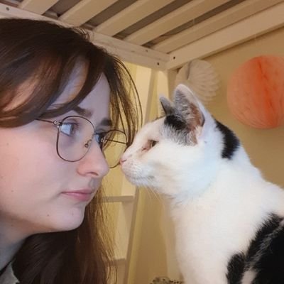 KristinHovden's profile picture. Spillegal og litt for opptatt av mysterier og ting som ikke finnes.