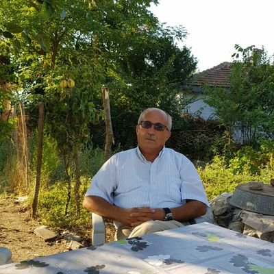 smailGz72278291's profile picture. Emekli Öğretmen.