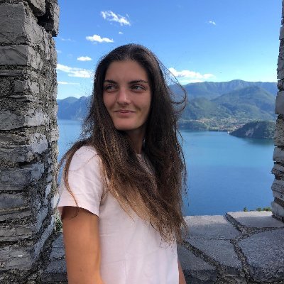 Master in Journalism @MAReporterisme at @BlanquernaFCRI 🎓 Football player @SantCugatFC⚽️