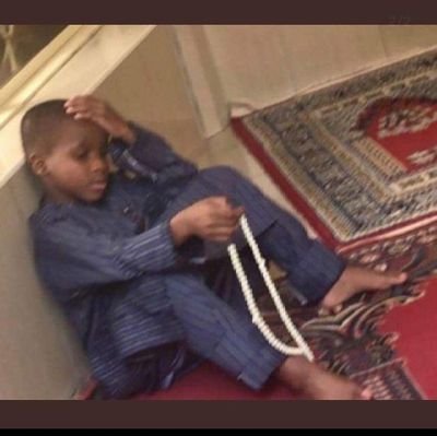 agakribetdikit's profile picture. he