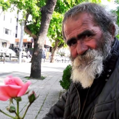 noelbabav's profile picture. Sami Babacan sokakta donarak öldüğünde yıllardan ikibinyirmibirdi