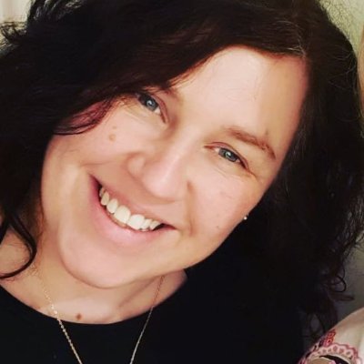 Founder of @24_fingers. Voted UK's Top Digital Marketing Adviser by @e_nation. Founder @24DegreesDotOrg. Official @Meta trainer. Mum. SGI Buddhist. Essex girl.