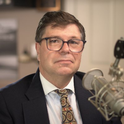 White House Correspondent. Check out our new podcast with co-host @JCBua - Reel Political News - https://t.co/NirCUVWdrF