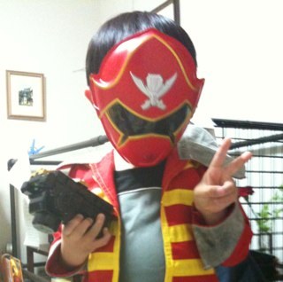 san_lee4's profile picture. おっさんです。子供と共にヒーローごっこが大好きです。