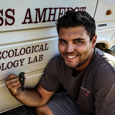 Xícano + Genízaro. Ecological and physiological scientist chasing the dream at UMass Amherst.