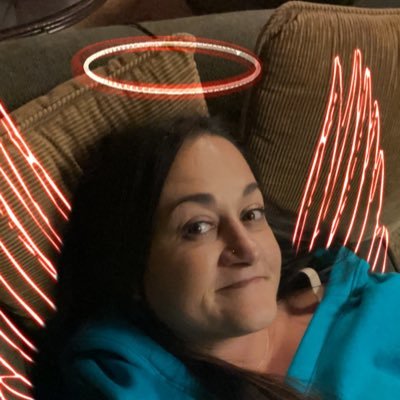 LynnG0110's profile picture. I’m a dreamer who loves art, music, and happiness 🌼