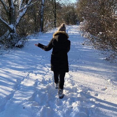 bjratsasseyezvs's profile picture. TZR en Physique-Chimie // 🎗💛