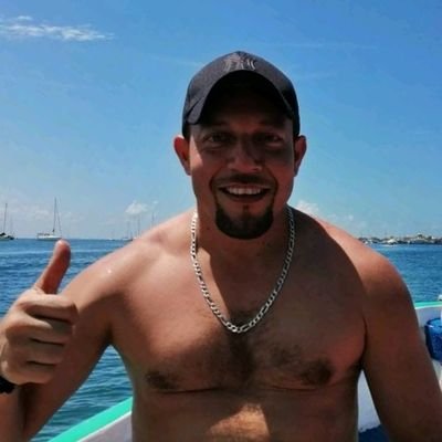 Ve más despacio.. Mi meta principal es: disfrutar la vida, por que es demasiado corta para preocuparse por cosas sin sentido.