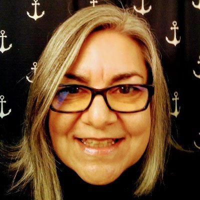 Justice fighter, Political Junkie, Bipolar, Water Baby🏄, Engaged 💑 Mom👩👦👦, Grammy👵,
Mega #WheelofTime Junkie~