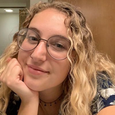 trash_ley_'s profile picture. i’m on twitter for the first time since 2015 help who do I follow