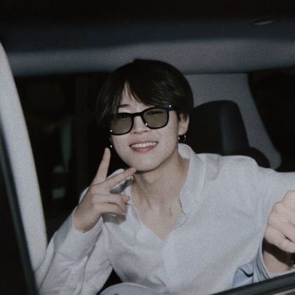 @BTS_twt 💜 เลิกวงนั้นได้มั้ยพิมพ์บังทันมันจะตายหรอ |🐟💙