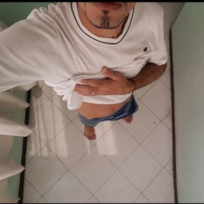 Ken178327's profile picture. 