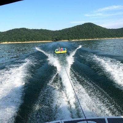 Boating Life. Sea Ray Boats. Play bogey Golf. Growth Stock Investor. Corporate Treasury Professional for 15 Years. Opinions are opinions...