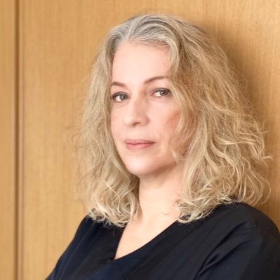 Lubarreto73's profile picture. Médica Infectologista, 🇧🇷, 👩‍👧‍👦, 🏊‍♀️, 🌱🌼