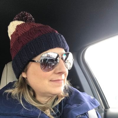 epomajba's profile picture. Living my second life!