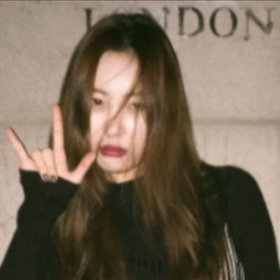 iBuyKira's profile picture. tw: ed + vents