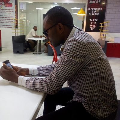 Wizzy29370747's profile picture. Readers Are Leaders