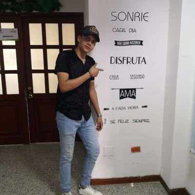 Juan66030505's profile picture. BITCH