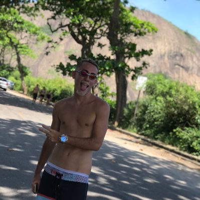 abdalla_felipe's profile picture. não prometo te amar até o fim da sua vida‚ mas juro te amar até o fim da minha ❤ @flamengo https://t.co/de5El6HTqr insta: felipe__abdalla