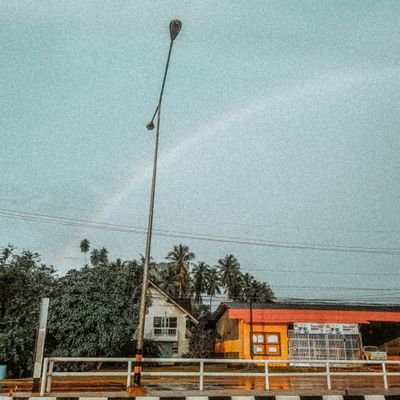 f_thefirsttime_'s profile picture. for the first time 다른 꿈을 가지고 걸어가