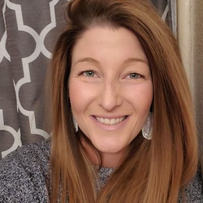 LaceyJ93's profile picture. Love Husker football! ❤️GBR