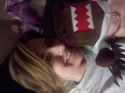 _AiLin's profile picture. Al.li.son [al-uh-suhn]
noun- Parrot Bay and orange juice.