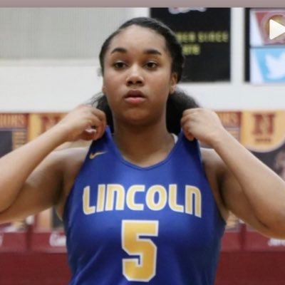 Glhs 🦁🏀 2023 5,8 Guard , insta  lailamarshall4