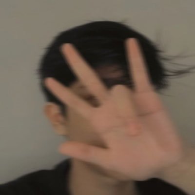 claywolfff's profile picture. main acc can’t verify 🙂