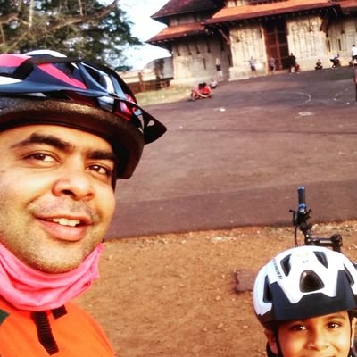 satyajithr's profile picture. I know what I know :-)