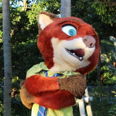 sea_s_e_a's profile picture. 年パス買い損ねた01 line 。Canon