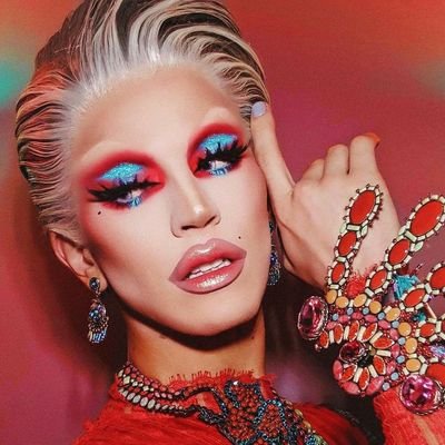 AgeofNico's profile picture. Sei lá, eu sou tarologo/ astrólogo e fã de drag Race, Ele/Dele