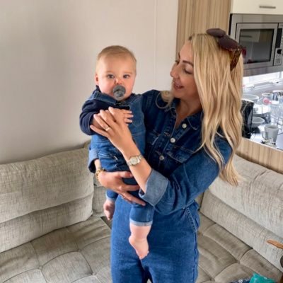 LofthouseMoya's profile picture. 