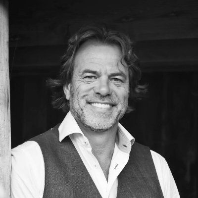 Ondernemer, e-commerce consultant, auteur, vader, echtgenoot