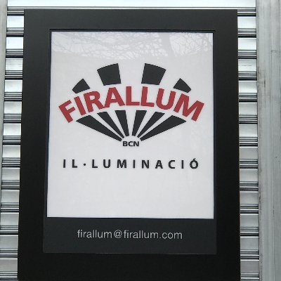 Soluciones integrales para iluminar espacios, eventos, ferias y exposiciones. firallum@firallum.com