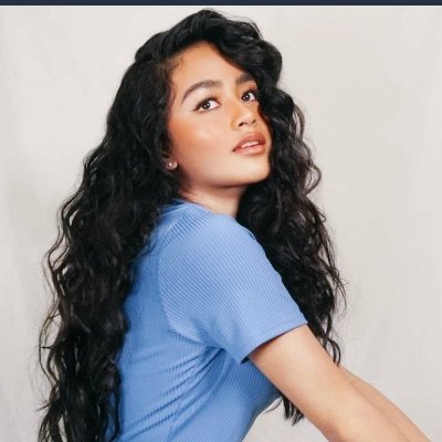 I stand for Vivoree🐬...