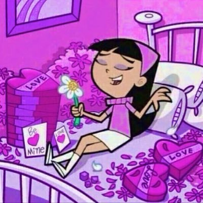 realisticmoodss's profile picture. 